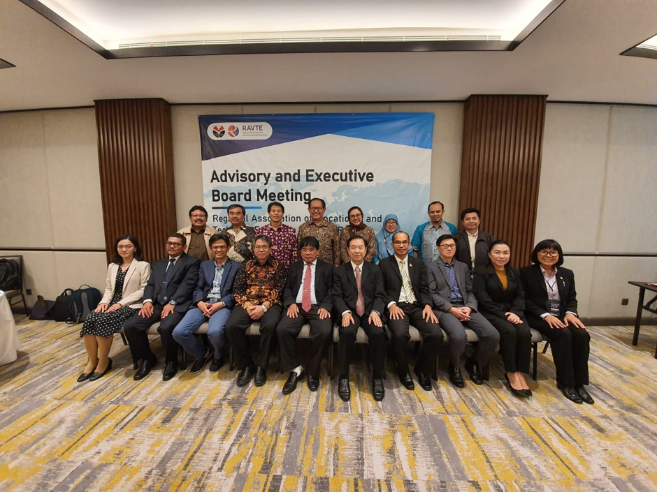 Reviu CoE UPI oleh RAVTE (Regional Association of Vocational and Technical Education in Asia)