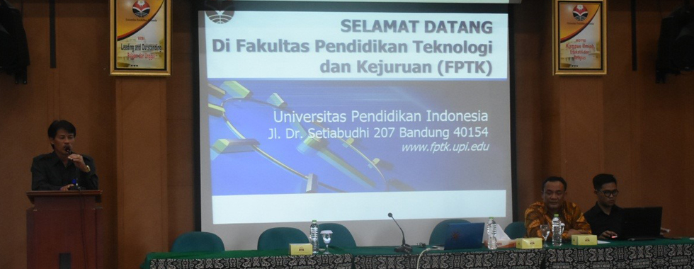 Kuliah Umum Strategi Pengembangan Karir Bagi Mahasiswa FPTK