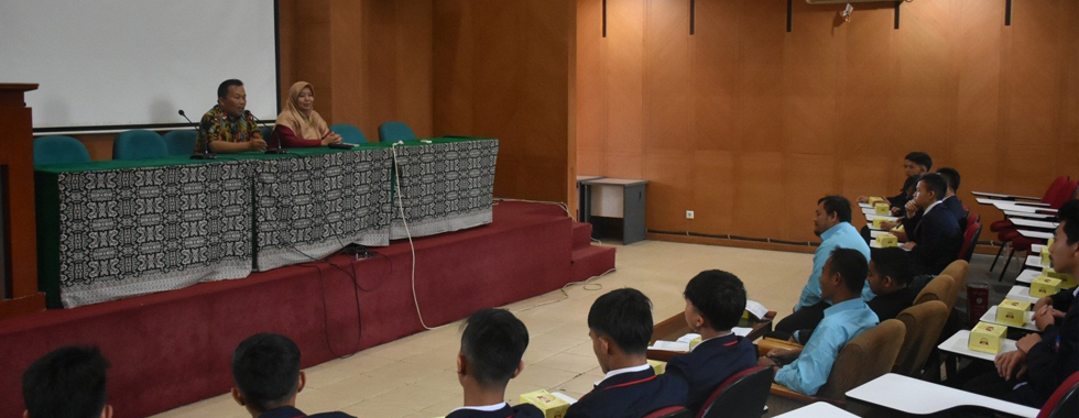 SMKN 1 Sukabumi Kunjungi FPTK UPI 