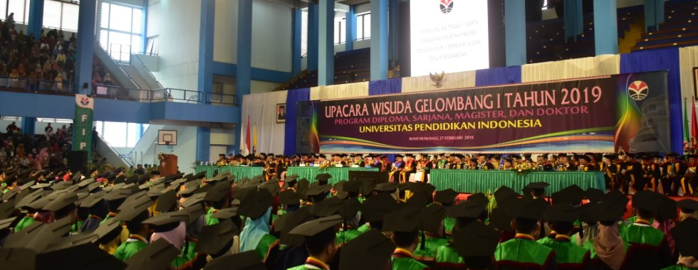 Fakultas Pendidikan Teknologi dan Kejuruan UPI Meluluskan 203 Sarjana Pada Wisuda Gelombang I Tahun 2019