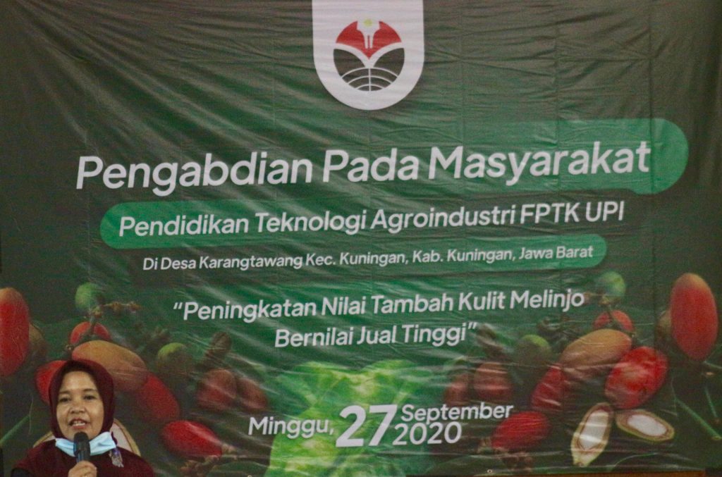 Sivitas Akademika Prodi PTAg melaksanakan Pengabdian Pada Masyarakat mengenai Peningkatan Nilai Tambah Kulit Melinjo