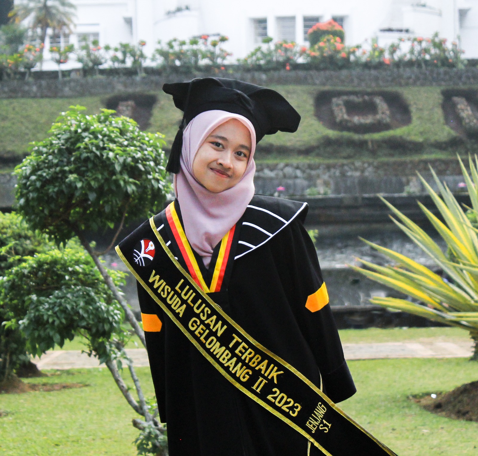 Amalina Zyamziah Ghani, Mahasiswa Penerima Bidikmisi Berhasil Menjadi Lulusan Terbaik Jenjang S1 Pada Wisuda Gelombang II 2023