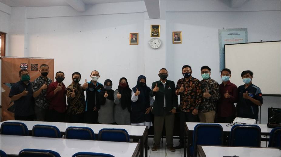 Tim P2M DPTE FPTK UPI Berikan Pelatihan Pembuatan Modul Latih Sistem Komunikasi Data Untuk Aplikasi Laboratorium Hibrid