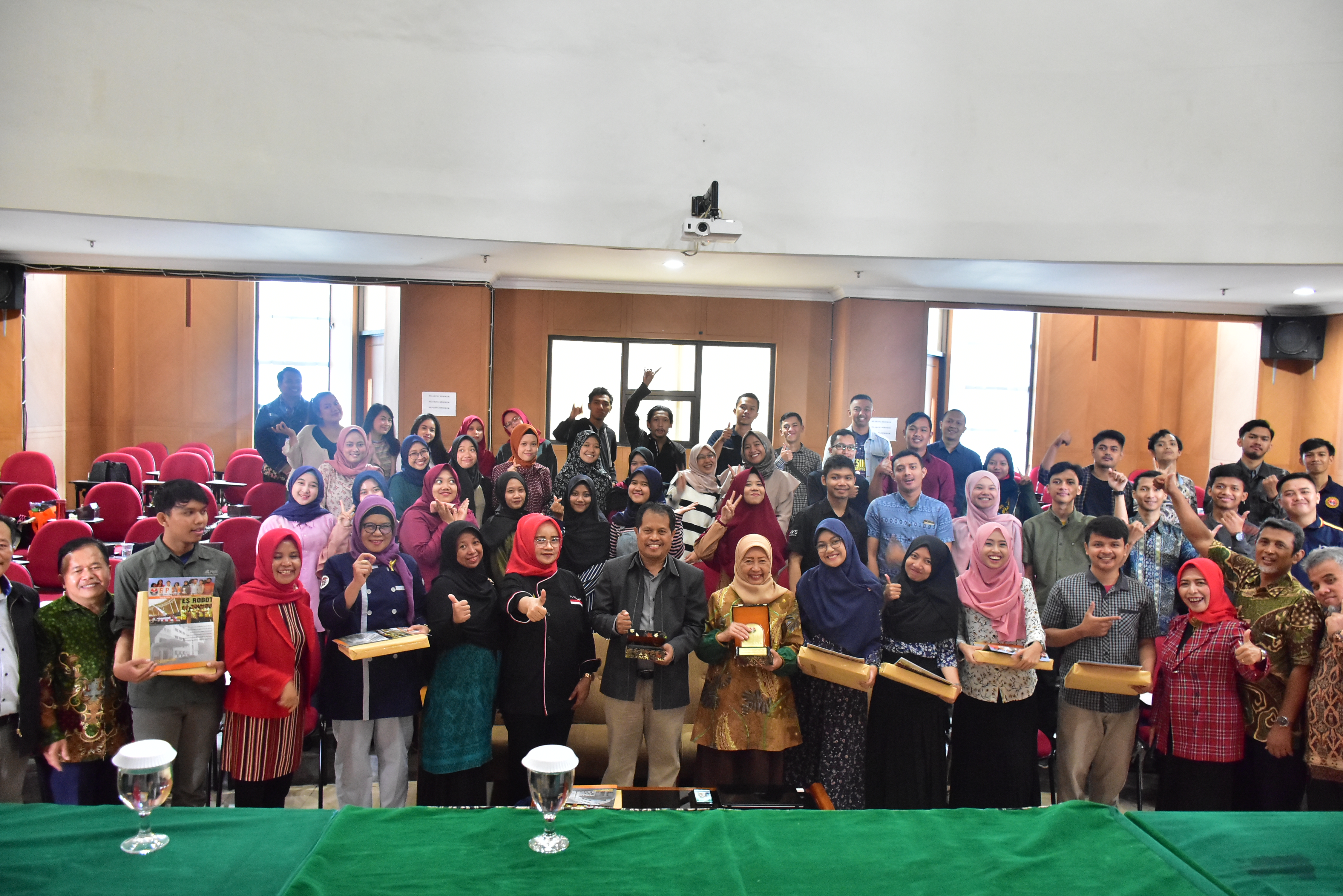 Wakil Dekan Bidang Keuangan dan Sumber Daya FPTK UPI: Jadilah Sarjana yang Saujana