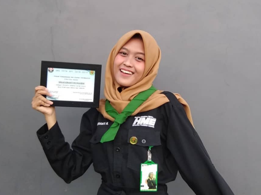 Cerita Sekar Kinanti Nugraheni Penerima Beasiswa Raih Gelar Wisudawan Terbaik Tingkat Prodi Pendidikan Teknik Elektro UPI 