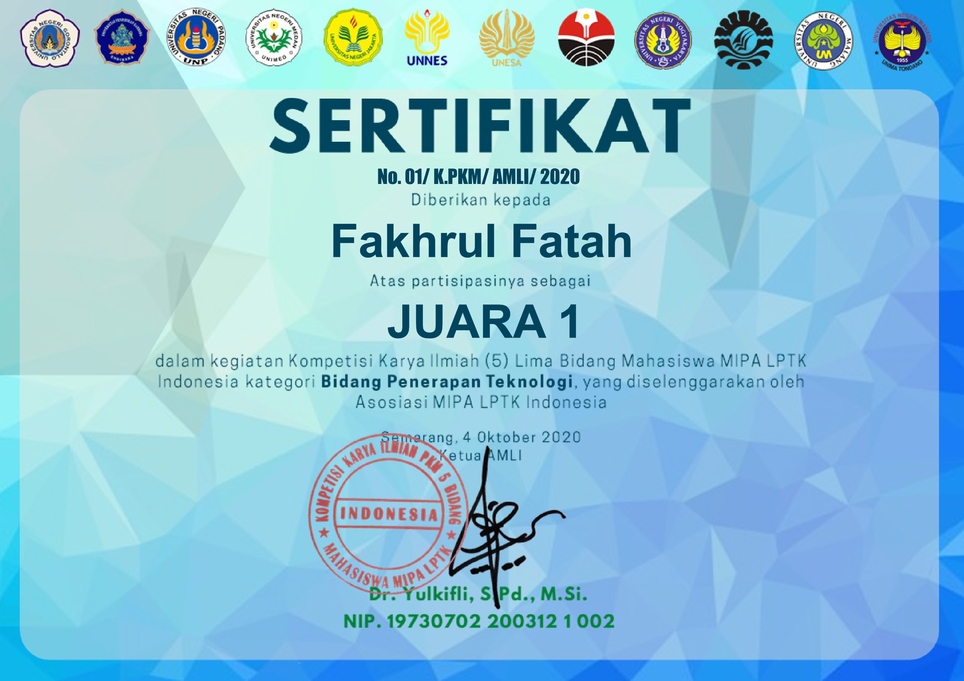 Fakhrul Fatah Juara 1 lomba Kompetisi Karya Ilmiah