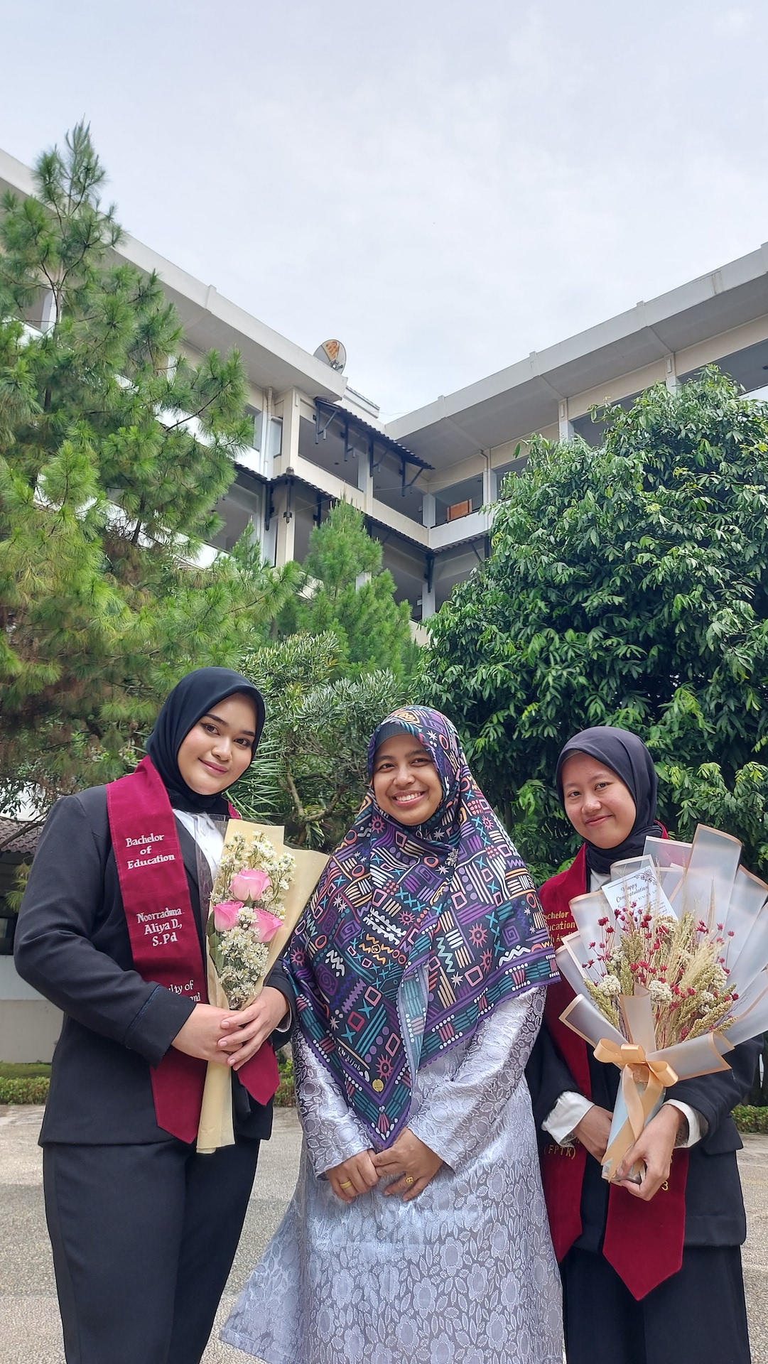 Mahasiswa Lulusan terbaik Prodi Pendidikan Teknologi Agroindustri: “Harus punya target dan disiplin”