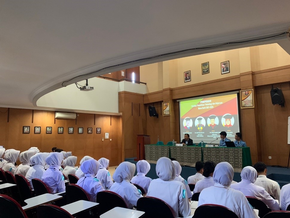 Kunjungan Protokol Bumi Siliwangi pada Pendidikan Candradimuka Tingkat Dasar Angkatan XVI ke FPTK UPI