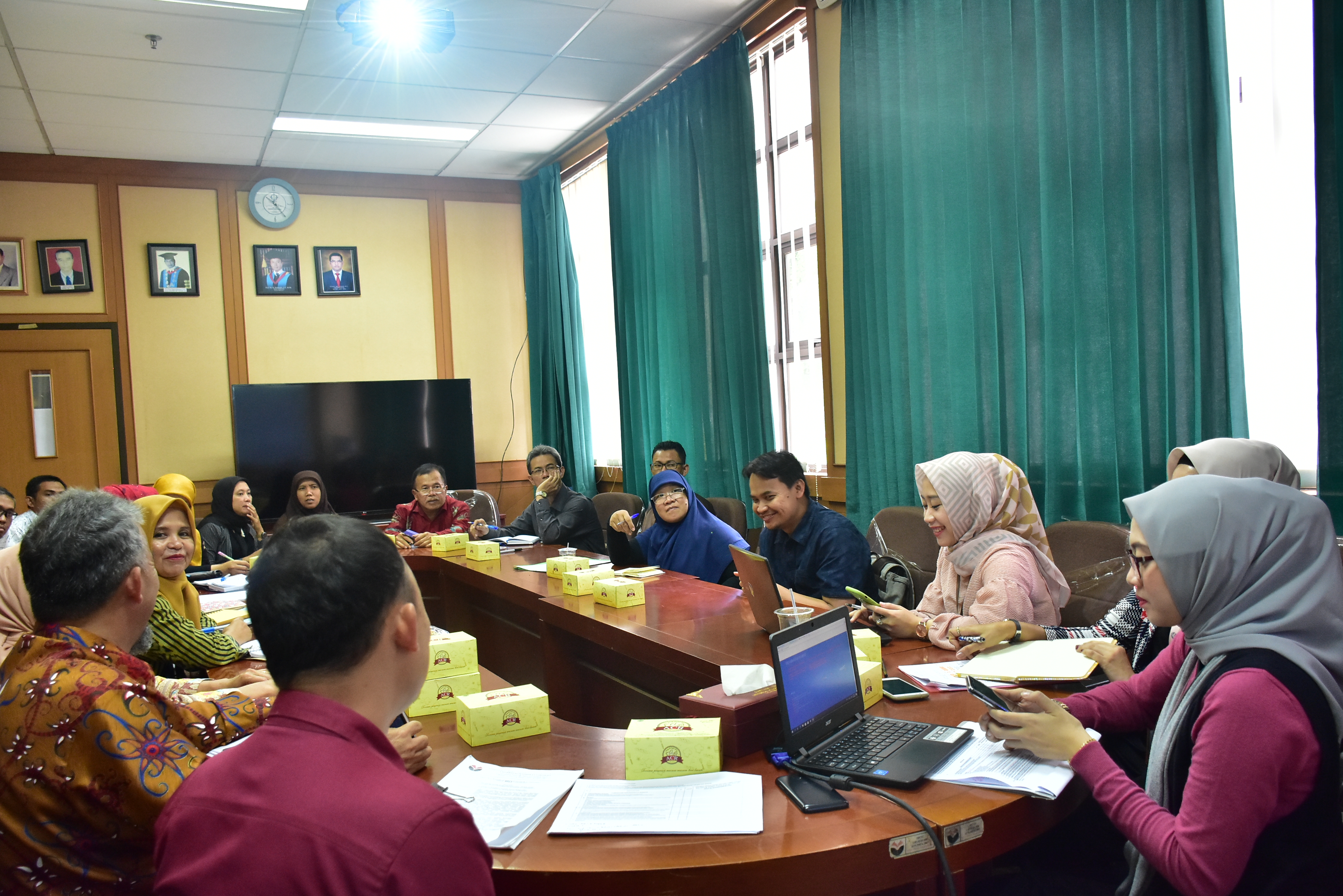 Tim Unit Layanan Terpadu (ULT) Universitas Pendidikan Indonesia Kunjungi FPTK UPI