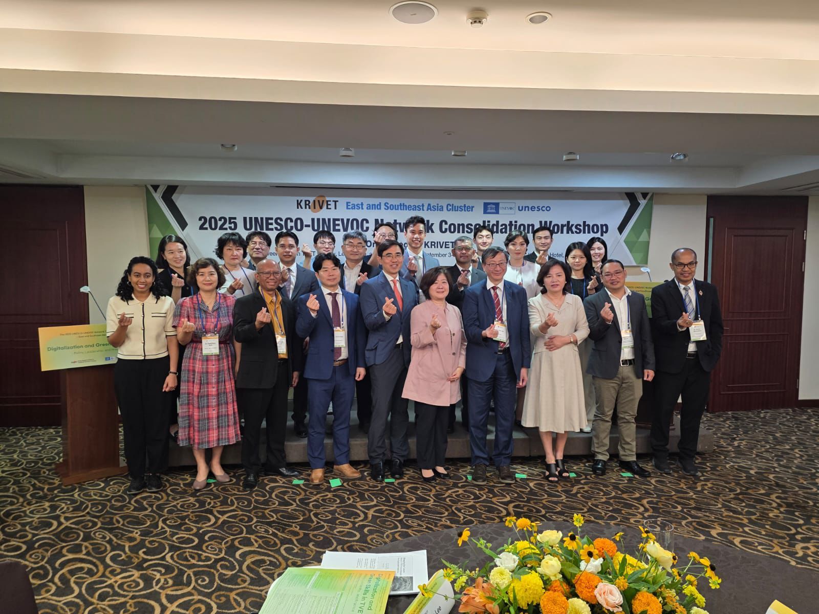 Dukung Agenda Pembangunan Berkelanjutan (SDGs), Dekan FPTI UPI, Dr. Eng. Agus Setiawan, M.Si. Paparkan Strategi Digitalisasi dan Green Skills TVET di Forum UNESCO-UNEVOC Seoul