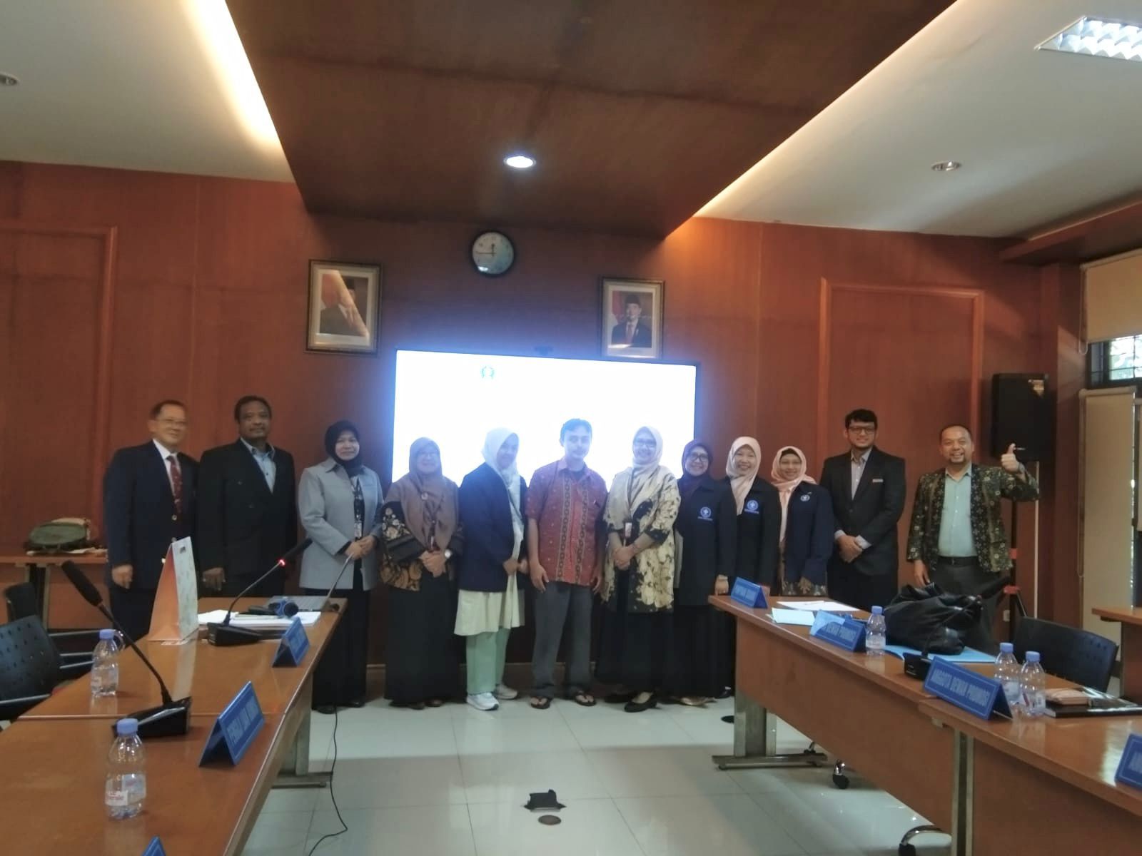Dosen FPTI UPI Raih Gelar Doktor di IPB dengan Riset Inovatif tentang Pengeringan Daun Walang