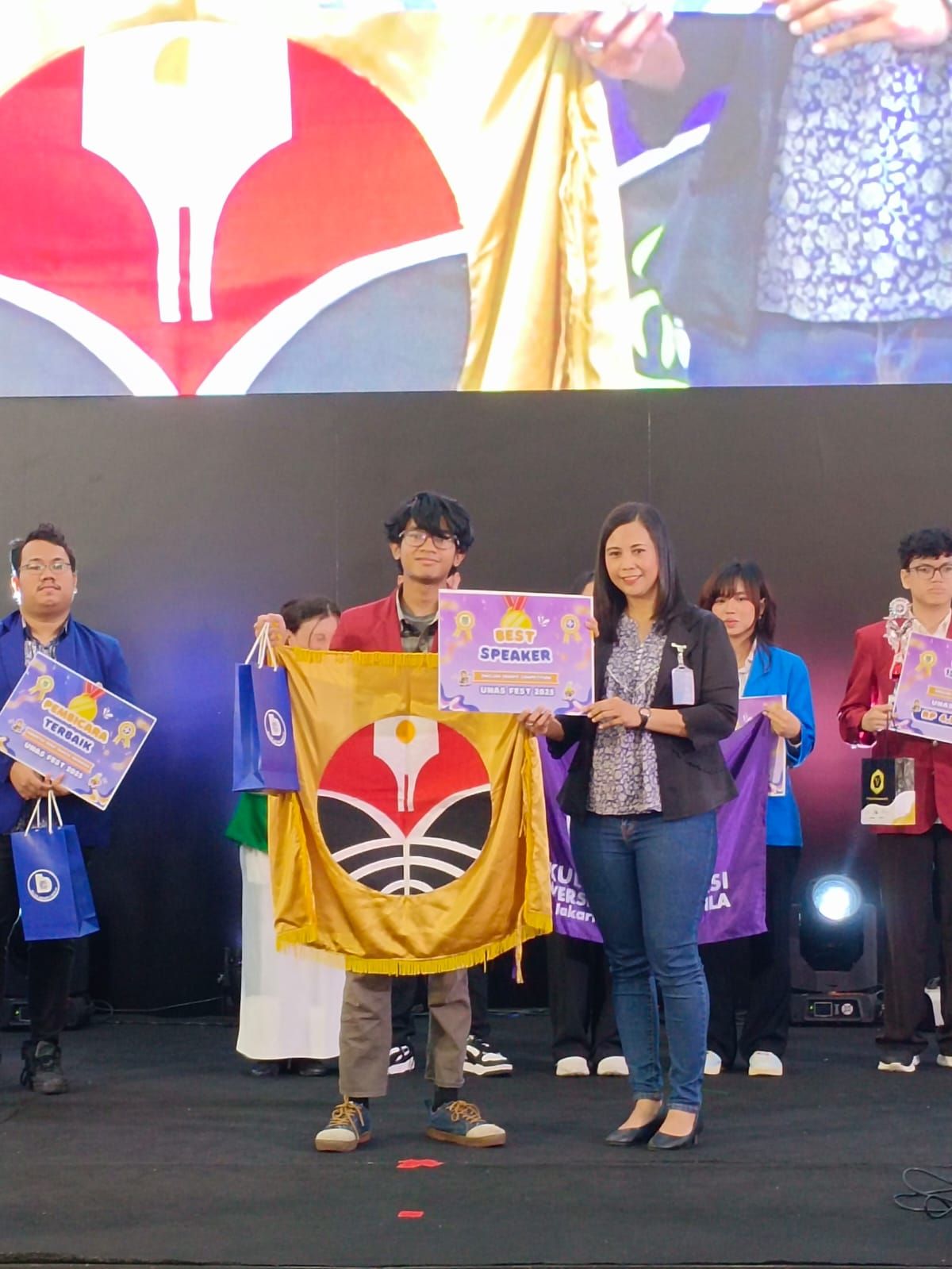 Double Winner! Mahasiswa FPTI UPI Raih Juara 1 dan Best Speaker di UNAS Fest 2025 English Debate Competition