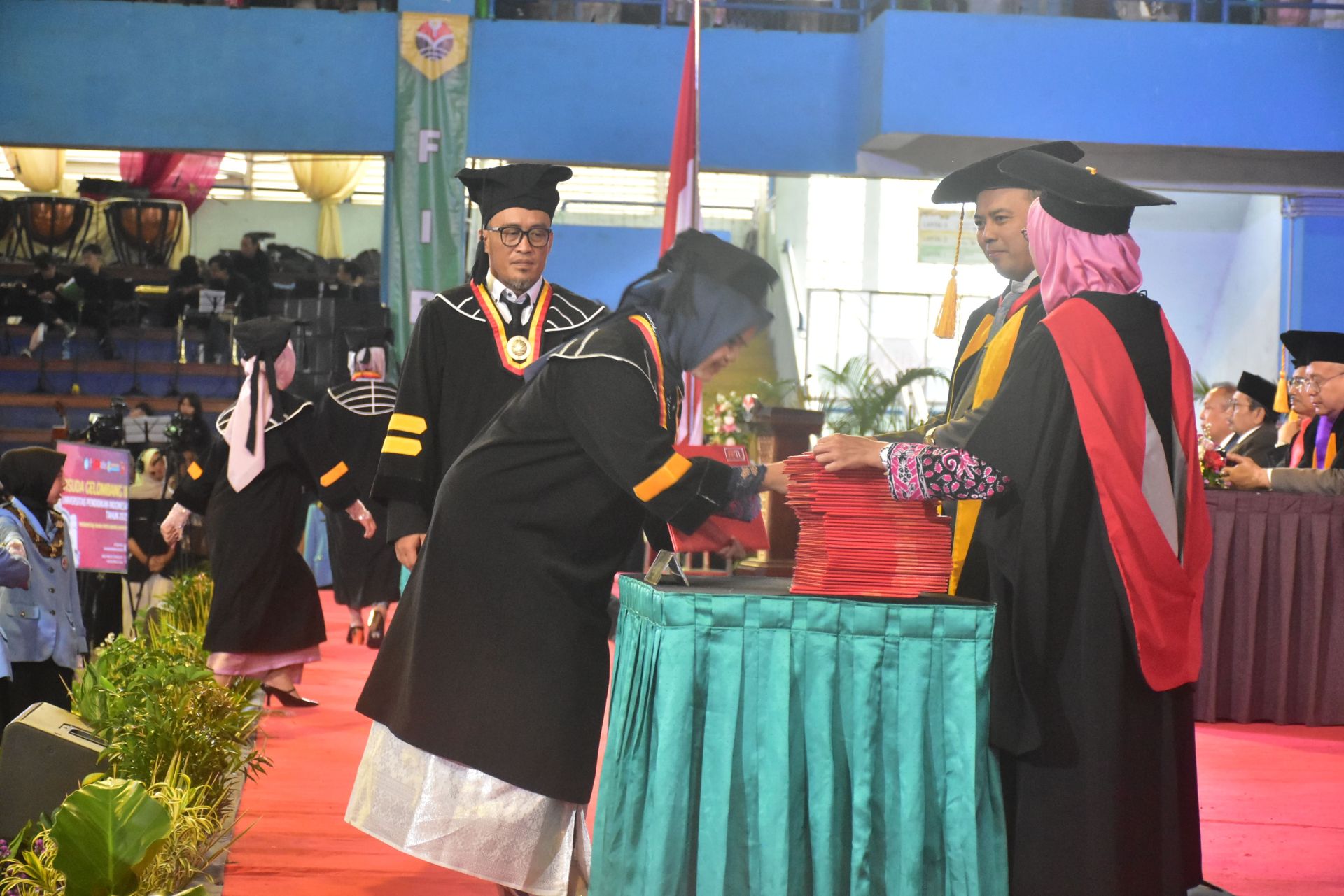 Dari Ilmu Menuju Aksi: Perjalanan Phylardini Haryanto dalam Mewujudkan SDGs melalui Pendidikan dan Perlindungan Anak