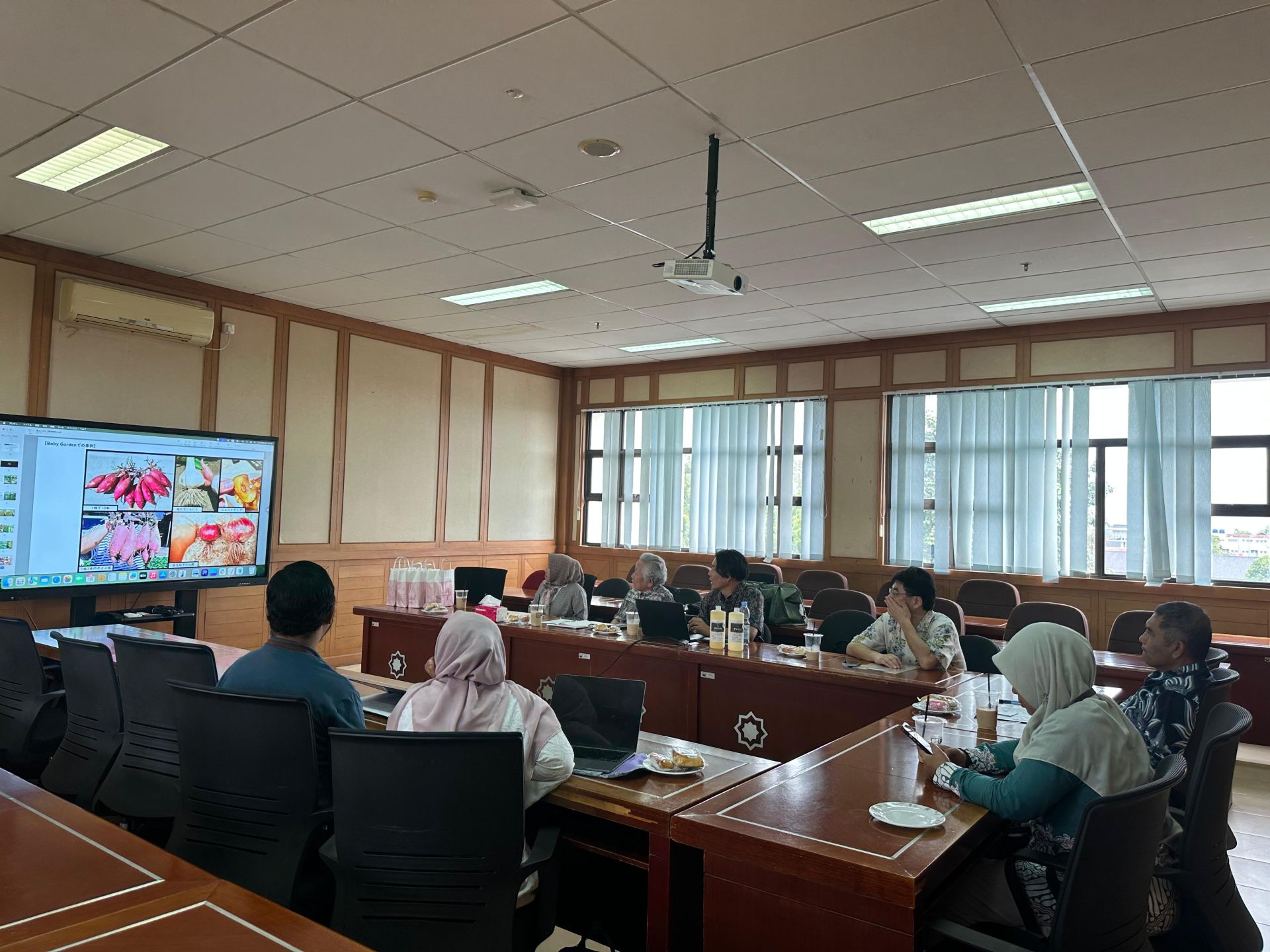 FPTI UPI Jajaki Kerja Sama Riset Pertanian Berkelanjutan dengan Perwakilan Industri Pertanian dari Jepang