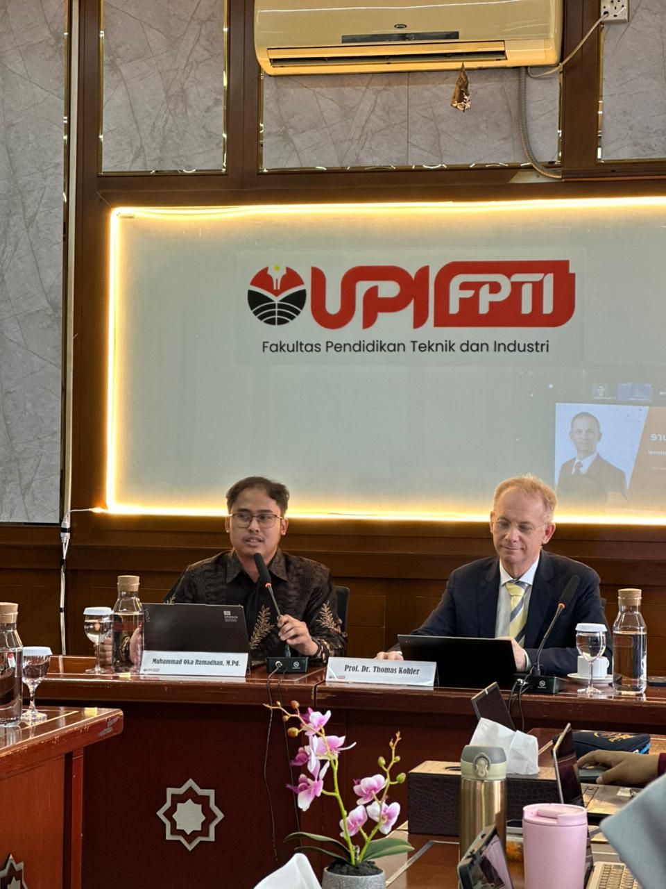 FPTI UPI Selenggarakan Visiting Lecture Bersama Prof. Thomas Köhler, Bahas Transformasi Pembelajaran TVET Berbasis Teknologi