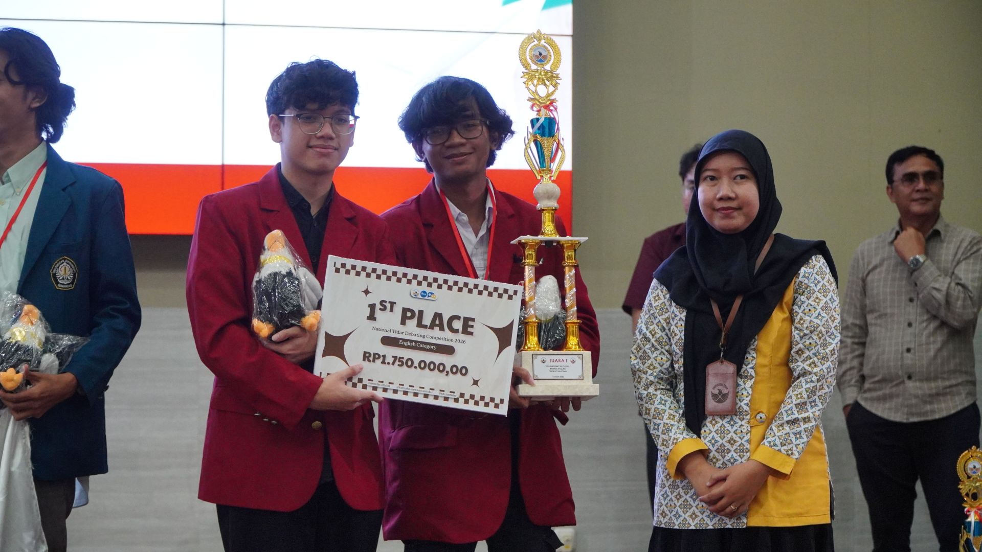 Mahasiswa PTOIR FPTI UPI Raih Juara 1 National Tidar Debating Championships 2026