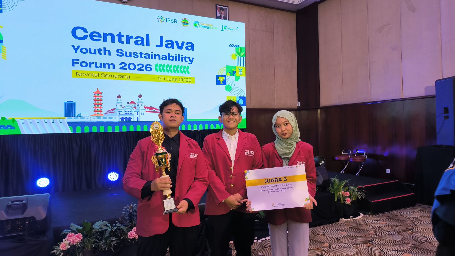 Gagas Inovasi ARKATANI, Tim Mahasiswa Teknik Energi Terbarukan UPI Raih Juara 3 Nasional di Ideathon 2026