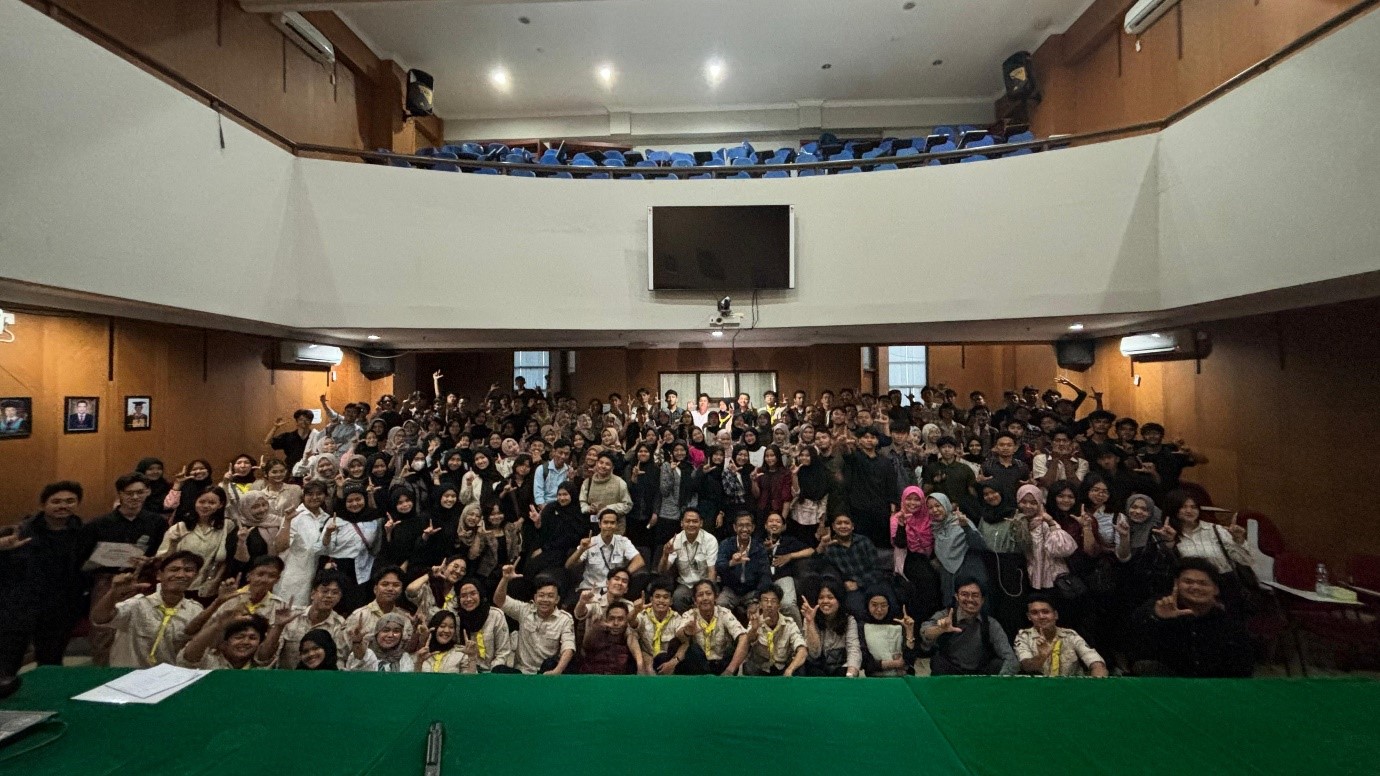 Eksplorasi dalam Kelas Logistik: Penerapan Supply Chain Management di Dunia Industri