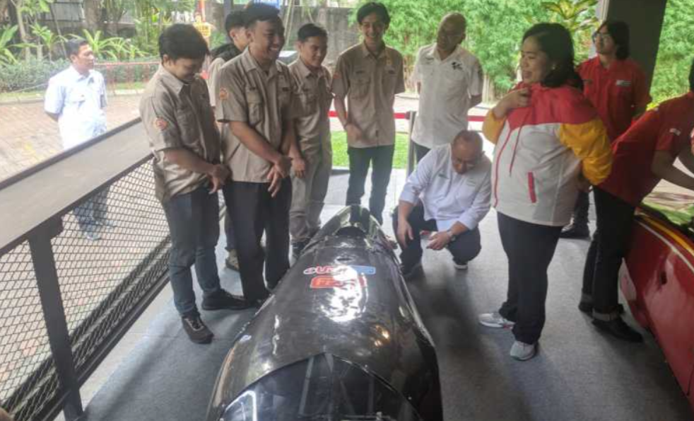 TIM BUMI SILIWANGI UPI MEWAKILI TIM INDONESIA  PADA PRESS CONFERENCE SHELL ECO-MARATHON ASIA PASIFIC   AND THE MIDDLE EAST 2024