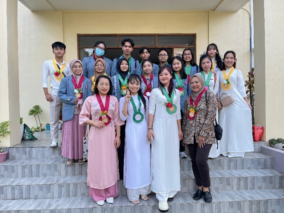 NAILA NURSYIFA, MEWAKILI TEKNIK LOGISTIK DALAM ISPSC’S 1ST INTERNATIONAL ACADEMIC-CULTURAL BOOTCAMP