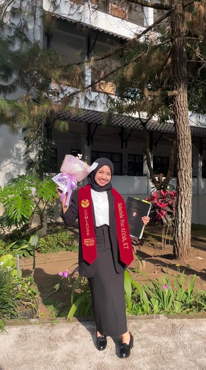 Salsabila Nur Afifah, Wisudawan Terbaik Program Studi Teknik Sipil FPTI UPI
