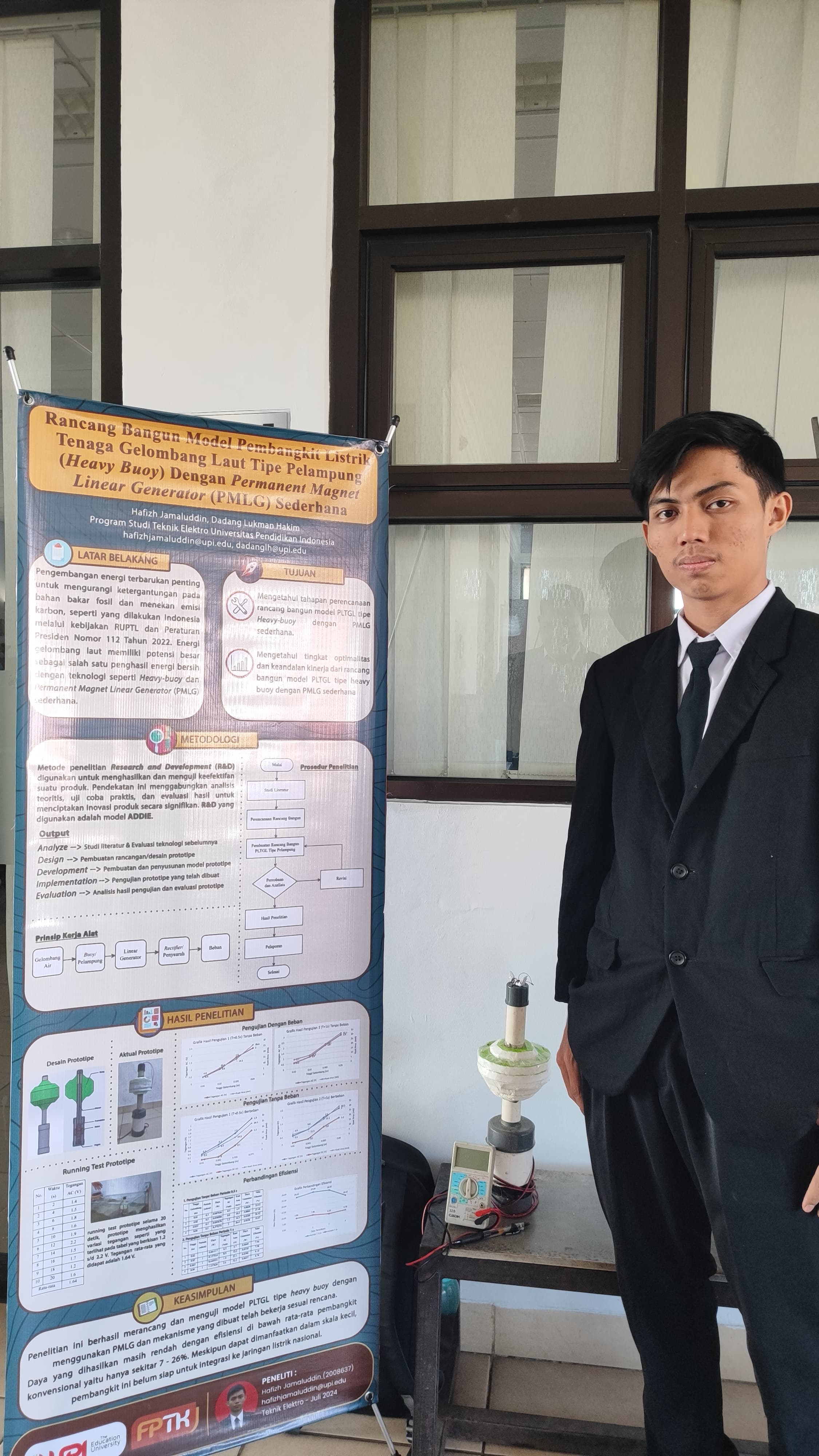 Cerita Hafizh Jamaluddin, Penerima KIP Yang Jadi Wisudawan Terbaik Teknik Elektro UPI dengan Capaian Gemilang