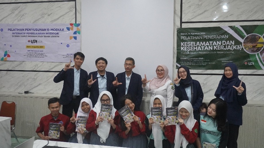 Pelatihan K3 Tingkatkan Kesadaran Keselamatan Kerja Siswa Teknik Logistik SMKN 1 Garut