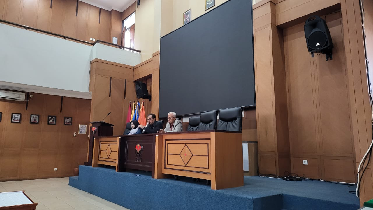 PEMBUKAAN SIDANG SKRIPSI PROGRAM STUDI PENDIDIKAN TATA BUSANA