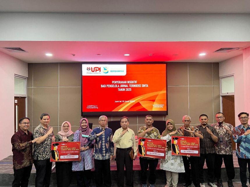 Jurnal FPTI UPI Terima Insentif dari Rektor M. Solehuddin untuk Capaian SINTA