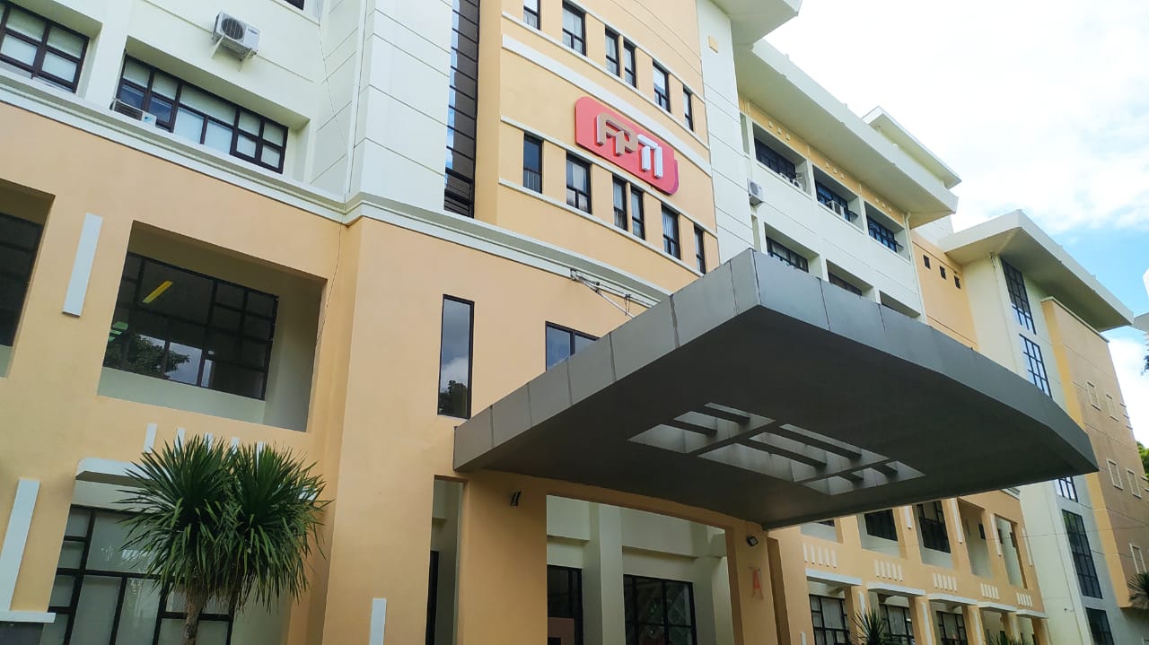 Prodi Teknologi Pangan FPTI UPI Mengupayakan Peningkatan Standar Produksi dan Keamanan Pangan UMKM melalui Pelatihan CPPOB dan Pendampingan Pendaftaran P-IRT