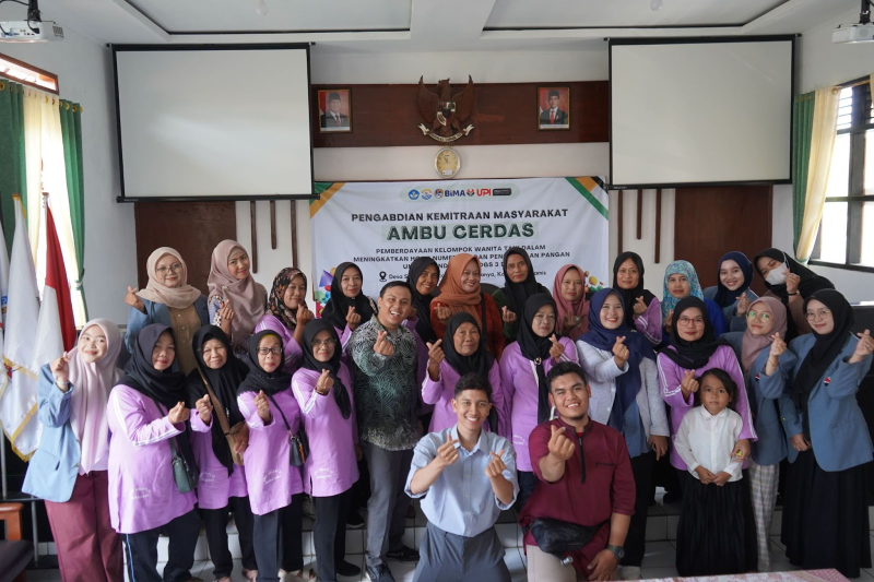 Ambu Cerdas: PkM FPTI UPI Berdayakan Kelompok Wanita Tani Desa Sukajadi dalam Olahan Pangan Inovatif